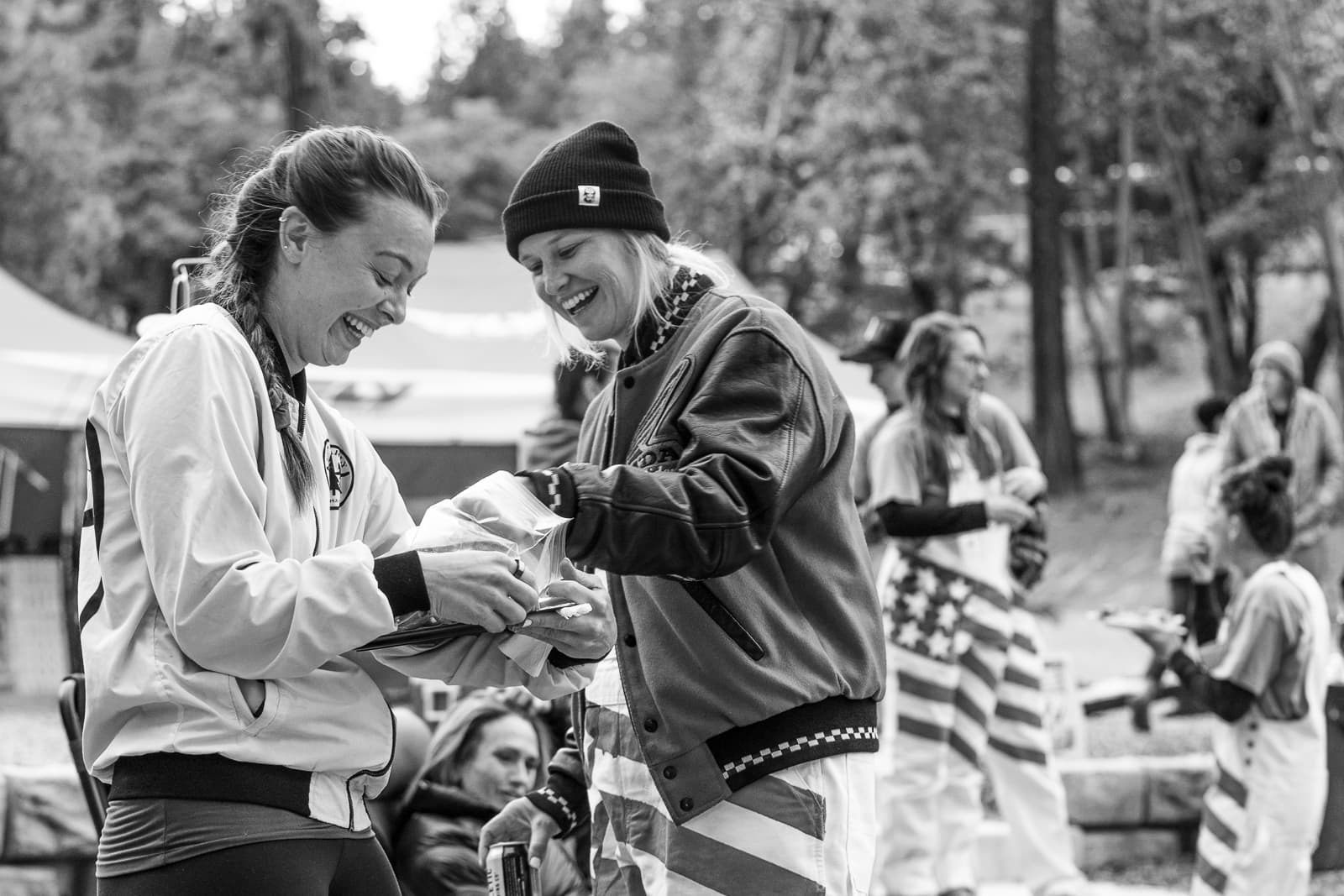 Dirtastic community background